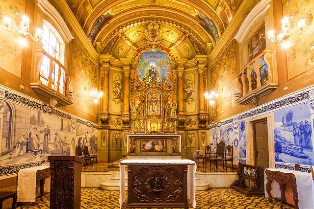 Interior do Santuário de Santo Antônio do Valongo, em Santos,. SP - foto Rogério Cassemiro - Mtur