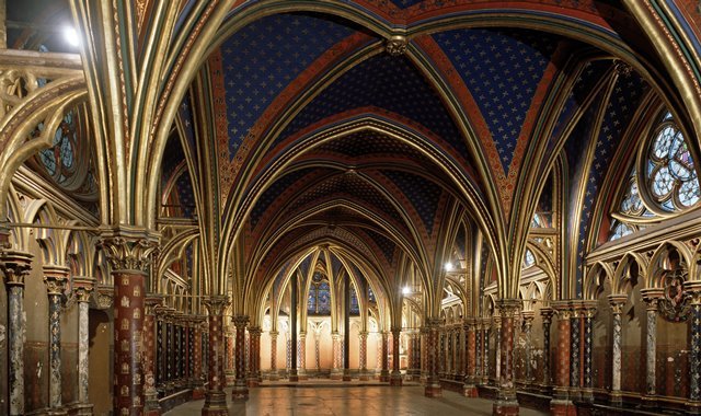 A Saint-Chapelle, no centro de Paris, é uma atração imperdível - foto Pascxal Lemaitre CMN Paris