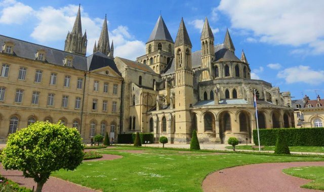 Abbaye-aux-hommes, em Caen, na França - Circuito das Abadias da Normandia - divulgação
