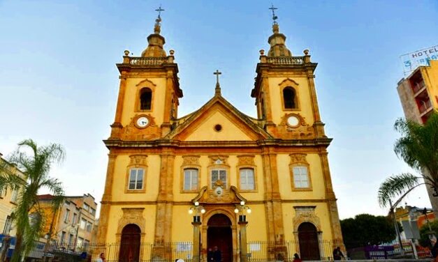 Vai para Aparecida? Confira os horários de missas na Basílica Velha