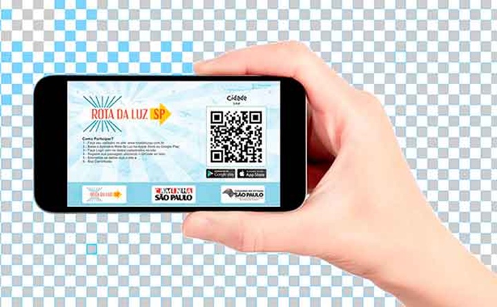 Carimbando com QR Code o passaporte eletrônico da Rota da Luz