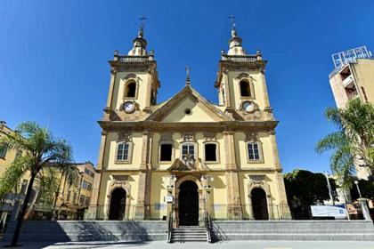 Fachada da Basílica Velha, em Aparecida, SP - foto Thiago Leon - divulgação