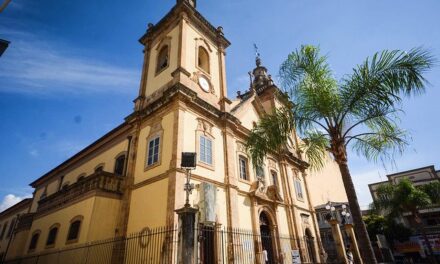 Visitas virtuais a Aparecida: Basílica Velha e Passarela da Fé