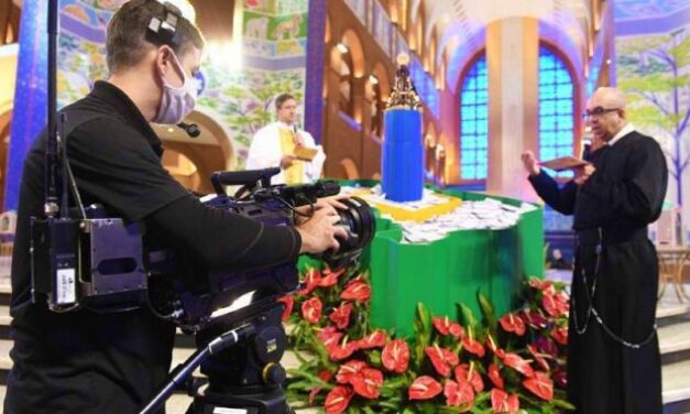 Aparecida na pandemia: Novena e Festa da Padroeira serão virtuais