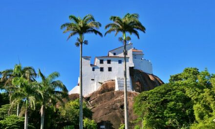 Convento da Penha retoma visitação e missas presenciais