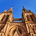 Detalhe da fachada da Catedral de Lujan, na Argentina