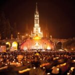 procissao_mariana_velas_santuario de lourdes_reproducao