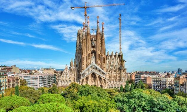 Barcelona ganha portal de turismo religioso para ajudar na recuperação