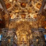 Detalhe do interior da Igreja do Convento de São Francisco, em Salvador, na Bahia