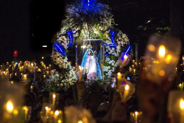 Festa da Penha - Imagem de NS da Penha na Romaria dos Homens - Vitória, ES - foto Zanete Dadalto