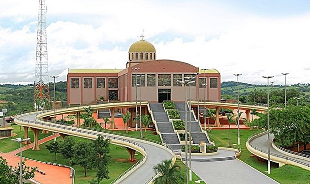 Santuário Basílica do Divino Pai Eterno, em Trindade, Goiás