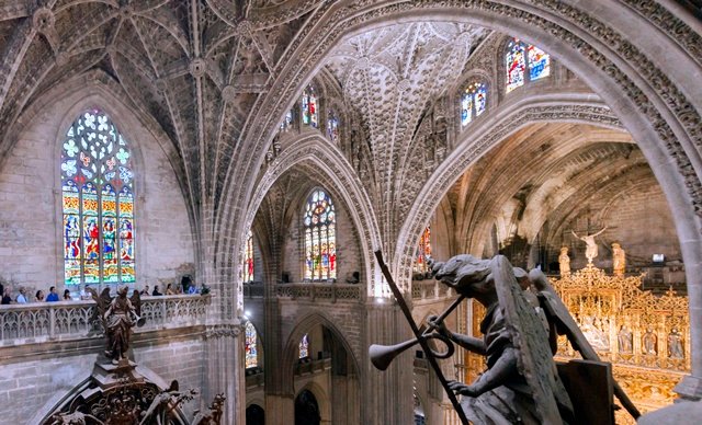 catedral de sevilha, andaluzia, espanha - visita aos vitrais