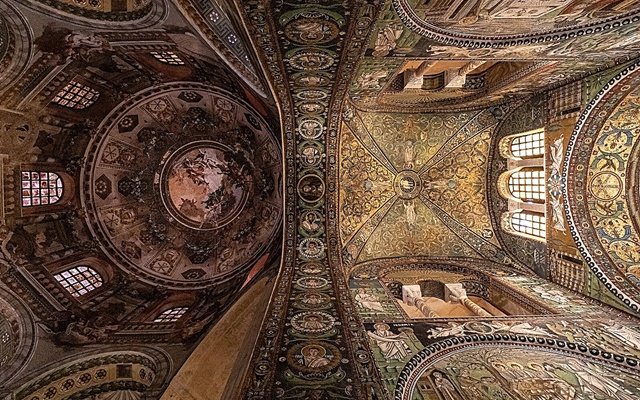 Teto da Basilica de San Vitale, em Ravenna, Itália - foto Francesco Marracini