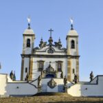 Basílica de Bom Jesus de Matosinhos e 12 profetas de Aleijadinho, em Congonhas, MG, foto Pedro Vilela - MTur